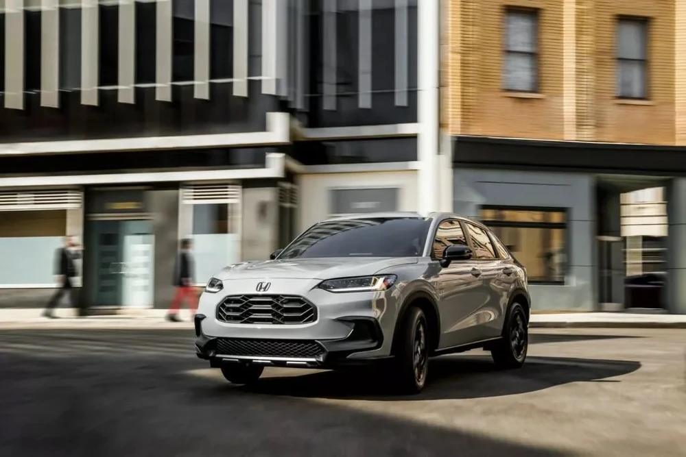 Honda Accord và HR-V 2023-2024 triệu hồi do thiếu thành phần dây an toàn.jpg