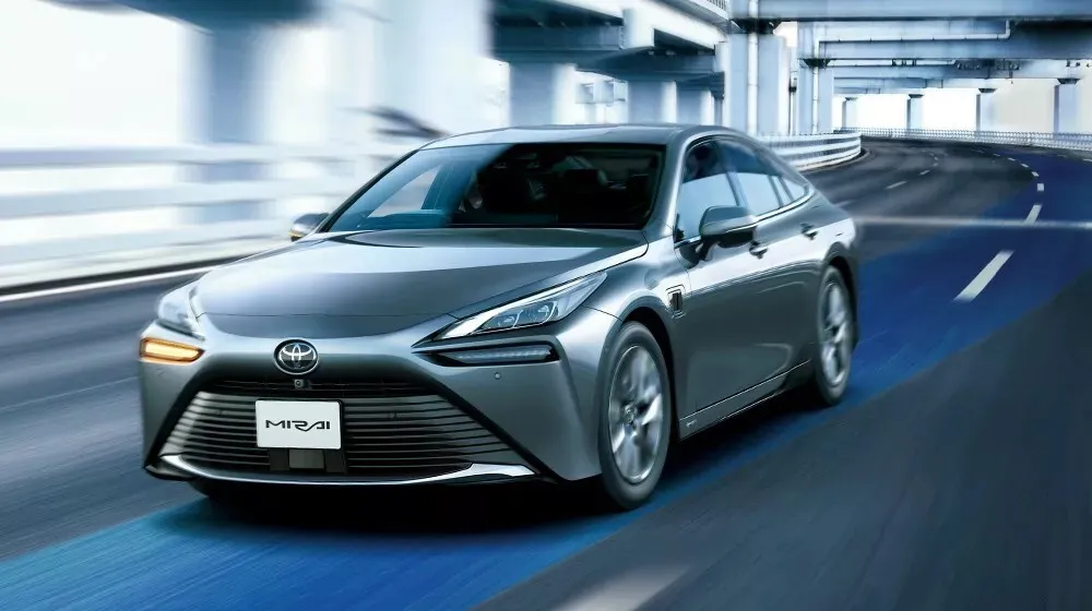 Toyota Mirai 2024 được nâng cấp nội thất và công nghệ mới liệu có về Việt Nam.jpg