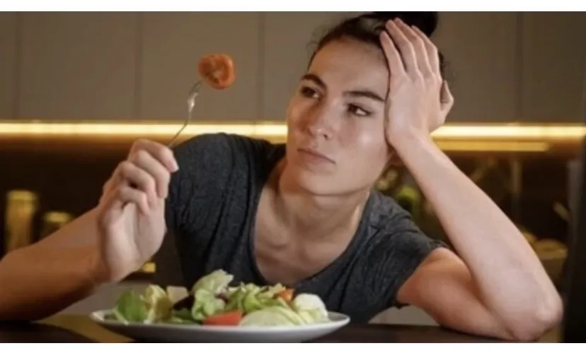 Chán ăn có thể là do 5 vấn đề sức khỏe nghiêm trọng này.jpg