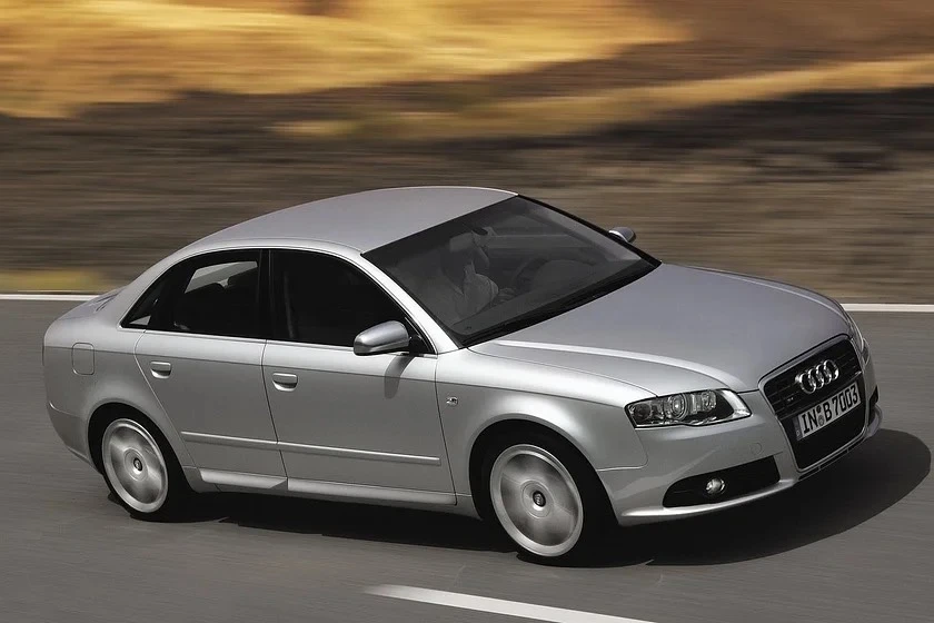 Top ô tô cũ nhanh nhất dưới 250 triệu đồng.jpg