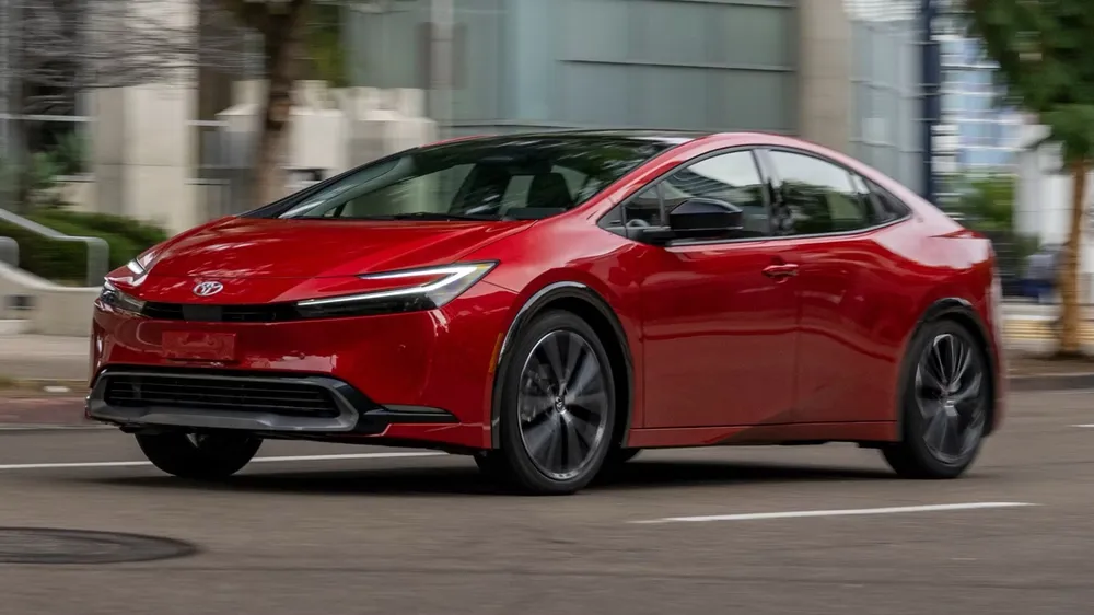 Những chiếc ô tô hatchback hiện đại với khả năng tiết kiệm nhiên liệu đáng kinh ngạc.jpg