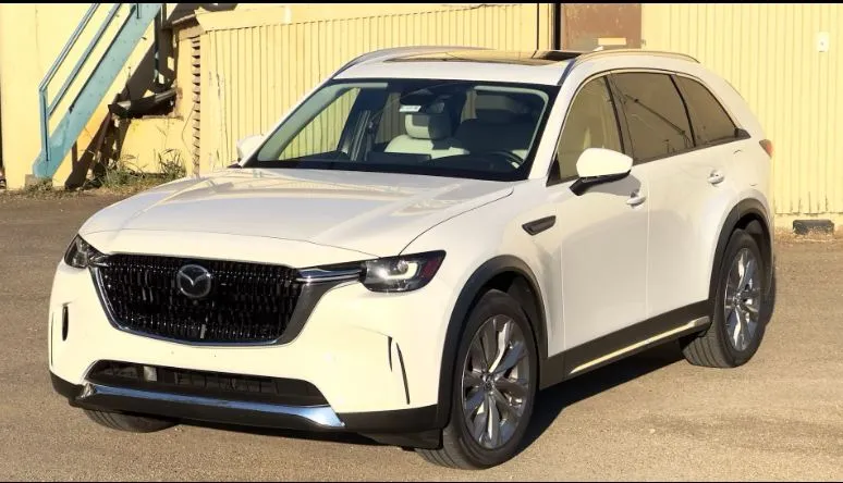 Đây là mẫu xe hybrid mạnh mẽ đến kinh ngạc.JPG