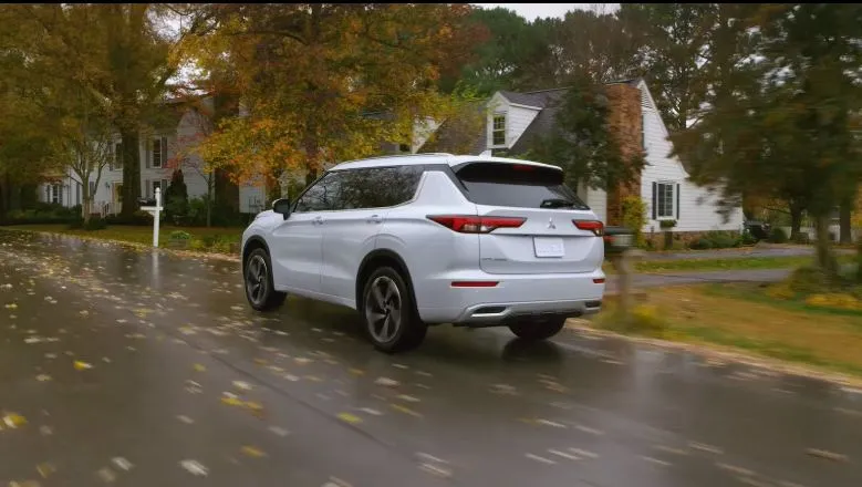 Đây là mẫu xe hybrid mạnh mẽ đến kinh ngạc.JPG