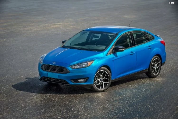 Tiết kiệm tiền với xe Ford đã qua sử dụng có giá dưới 220 triệu đồng.JPG