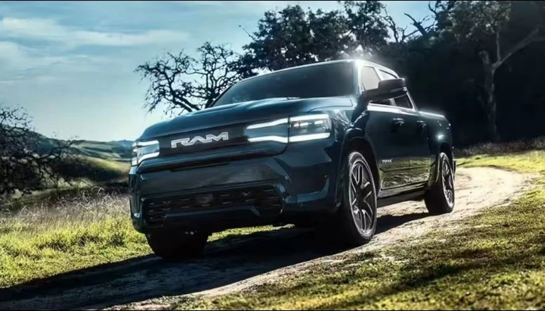 Bán tải điện này có phạm vi ước tính của nhà sản xuất là 800km. Ảnh: Topspeed. Điểm danh những chiếc xe bán tải điện có phạm vi hoạt động tốt nhất.JPG