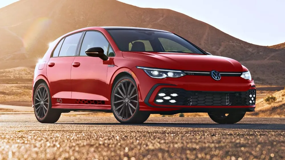 Đây là mẫu xe Đức linh hoạt và cảm giác lái thể thao. Ảnh: Volkswagen. 5 mẫu xe Đức có giá cả phải chăng nhất.jpg