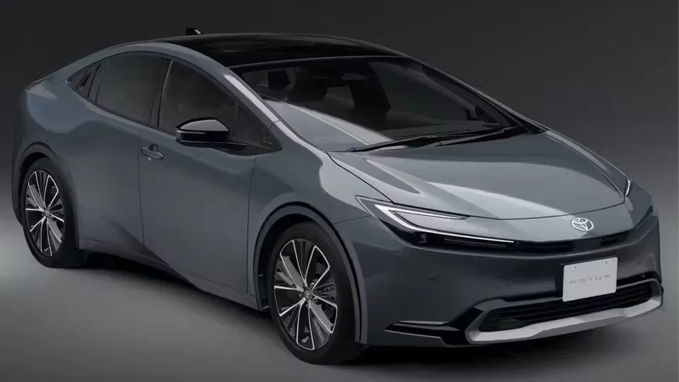 Xe hybrid còn có hỗ trợ theo dõi làn đường và giám sát điểm mù. Ảnh: Toyota. Những chiếc xe hybrid tốt nhất để mua.jpg