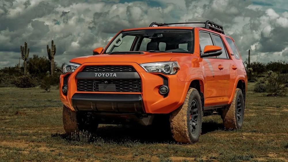 Ô tô 4Runner có các công tắc và nút bấm sẽ khiến bạn hoài niệm về nhiều thập kỷ trước. Ảnh: Toyota. Mẫu xe ô tô hoàn toàn mới với công nghệ lạc hậu.jpg