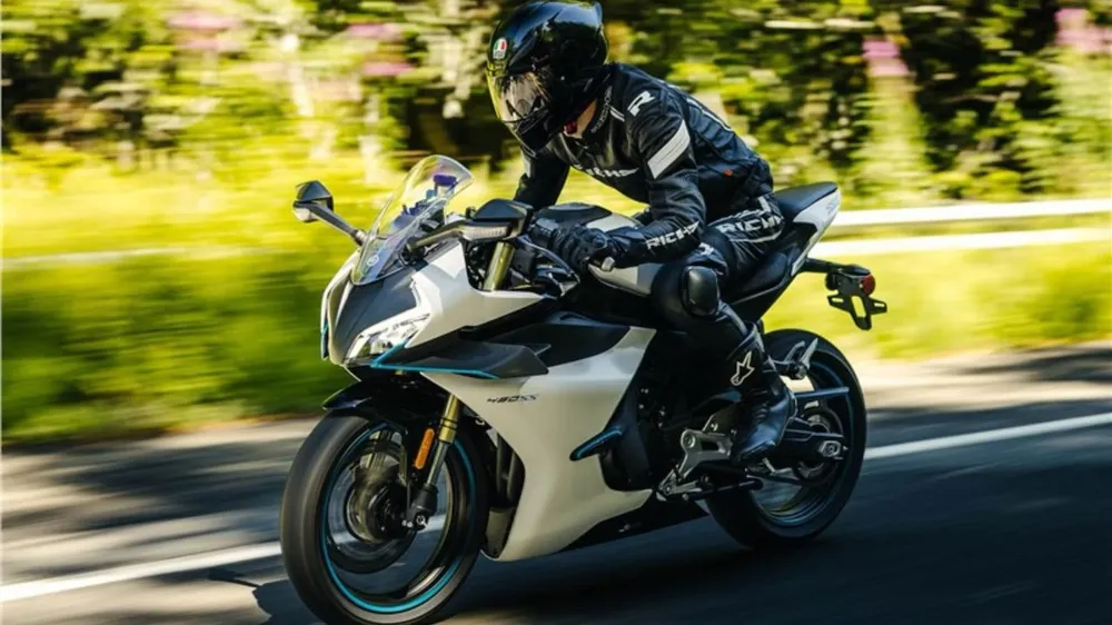 Top mô tô chạy nhanh nhất với giá dưới 200 triệu đồng.jpg