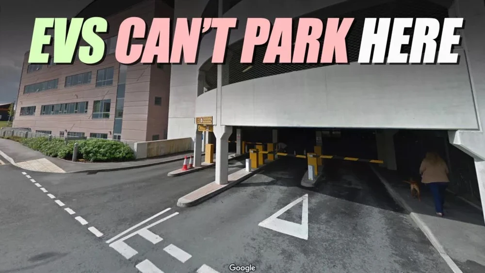 Bệnh viện từ chối xe điện vì cho rằng nó có thể bốc cháy hoặc phát nổ.jpg