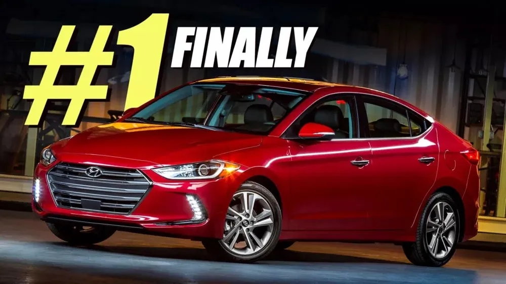 Theo Cục Tội phạm Bảo hiểm Quốc gia Mỹ, thương hiệu ô tô Hyundai và Kia đã thống trị danh sách xe bị trộm nhiều nhất tại Mỹ trong năm 2023. Ảnh: Carscoops. Hyundai Elantra đã soán ngôi Chevy Silverado trở thành mẫu xe bị trộm nhiều nhất.jpg