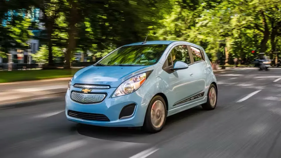 Ô tô điện đã qua sử này có động cơ điện 105 kilowatt. Ảnh: Chevrolet. Ô tô điện đã qua sử dụng tốt nhất dưới 375 triệu đồng vào năm 2024.jpg