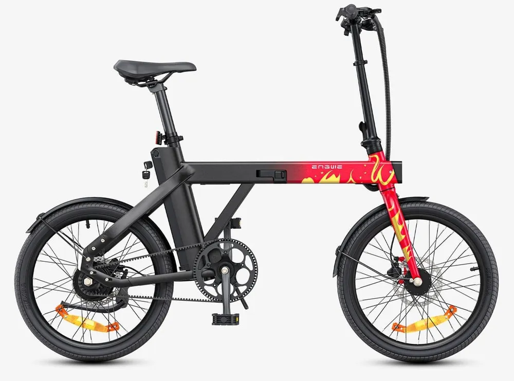 Độc đáo chiếc xe đạp điện gấp có giá 30 triệu đồng.jpg