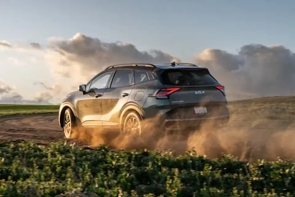 Kia đã công bố giá cho Kia Sportage 2025 và được cho là rất hấp dẫn, thiết kế bắt mắt. Ảnh: Kia. Mãn nhãn với Kia Sportage 2025 có giá từ 670 triệu đồng.jpg
