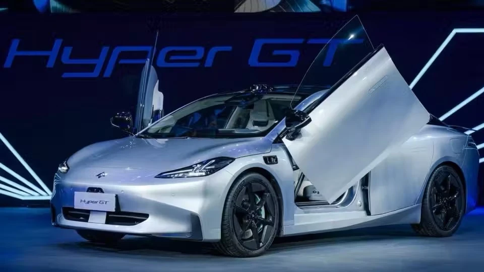 Đây cũng là một xe điện Trung Quốc có tốc độ tối đa là 248 km/h. Ảnh: Aion. Top xe điện Trung Quốc có tốc độ tối đa cao nhất.jpg