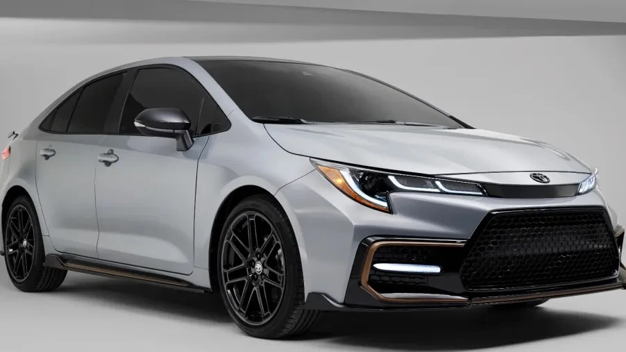 Toyota Corolla, Honda Civic và Hyundai Sonata là những mẫu xe đã qua sử dụng được nhiều chủ sở hữu đánh giá là tốt nhất nên mua. Ảnh: Toyota. 3 mẫu xe đã qua sử dụng tốt nhất nên mua.jpg