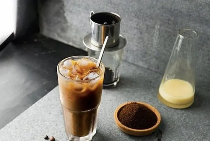 Không phải tất cả các loại cà phê đều ngon như nhau nó còn phụ thuộc vào phương pháp pha cà phê, hạt cà phê, bộ lọc... Ảnh: PHƯƠNG LÊ. Cách pha cà phê nào là lành mạnh nhất?.jpg