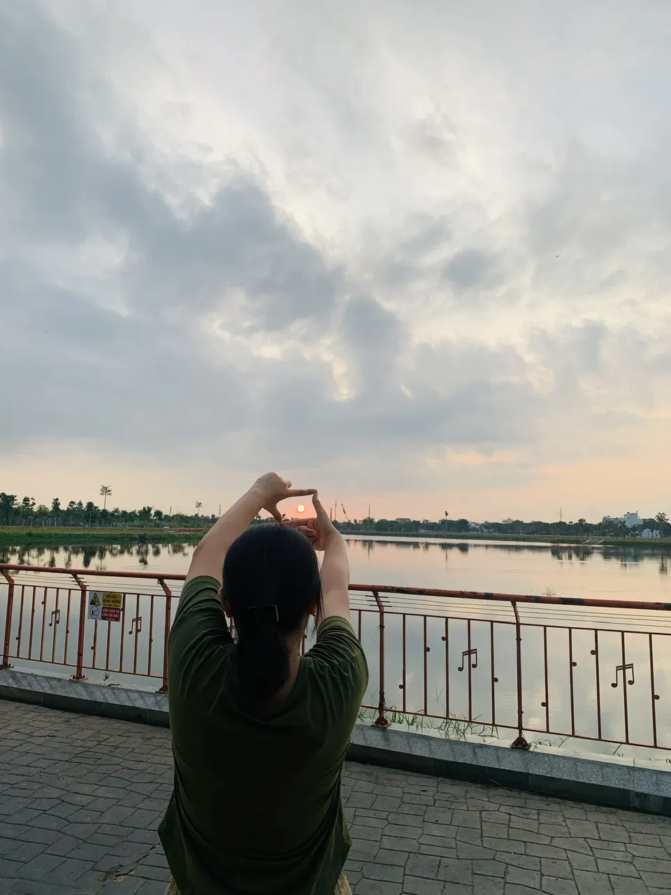 Đặt mục tiêu tập thể dục ít nhất 30 phút mỗi sáng là chìa khóa để nâng cao sức khỏe cảm xúc. Ảnh: PHƯƠNG LÊ. Thói quen buổi sáng này có thể giúp nâng cao sức khỏe cảm xúc.jpg