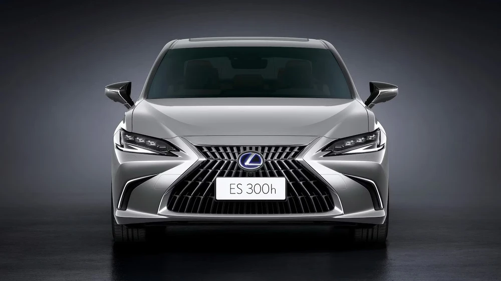 8 nhà sản xuất ô tô bắt chiếc hãng Toyota sản xuất mẫu xe lai.jpg