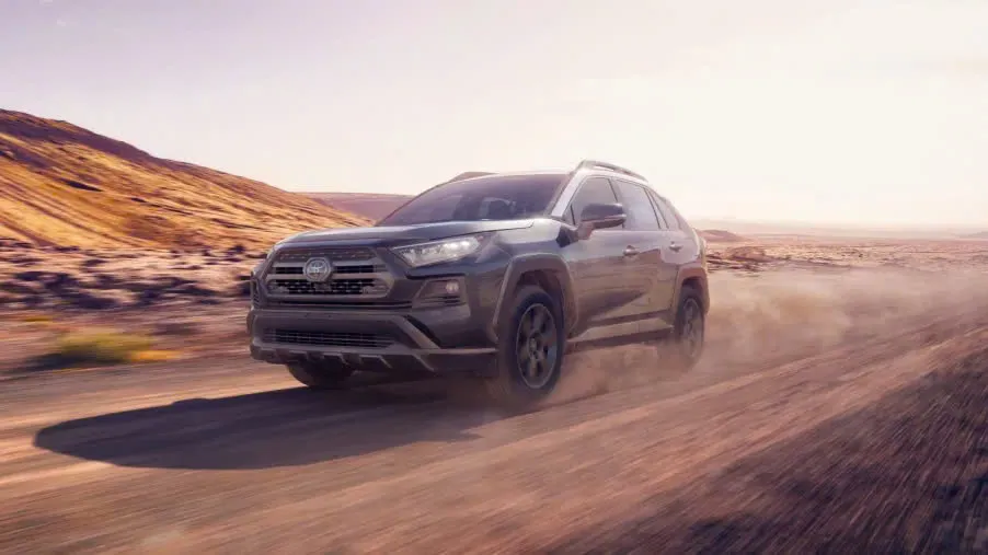 3 thứ cần kiểm tra trước khi mua hoặc lái xe ô tô cũ.jpg