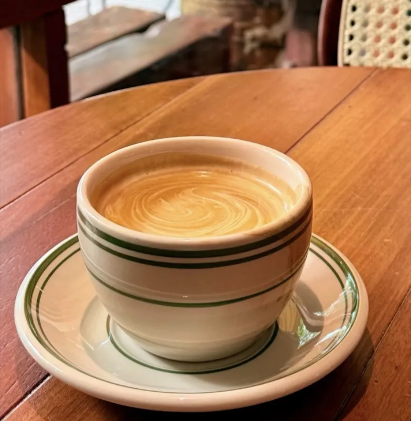 Một tách cà phê chứa bao nhiêu hàm lượng caffeine?.jpg