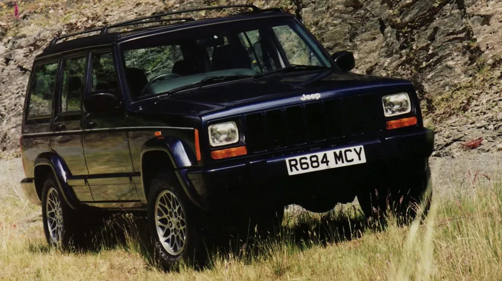 Cherokee XJ là một xe địa hình người tiên phong trong thế giới SUV. Ảnh: Jeep. Những chiếc xe địa hình tốt nhất mọi thời đại của Jeep.png