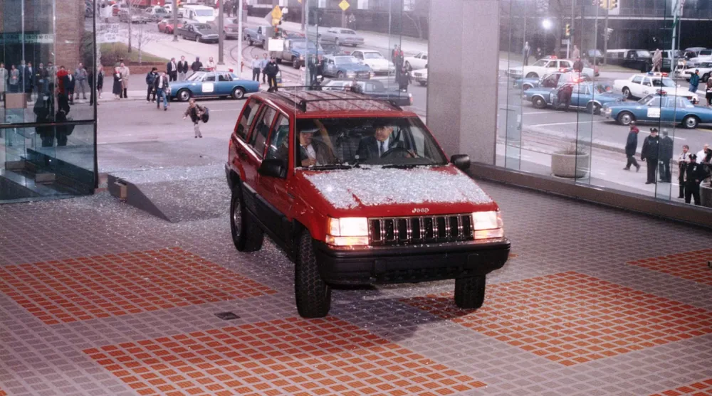 Xe địa hình này có động cơ diesel I4 2,5 lít, I6 4,0 lít, V8 5,2 lít, V8 5,9 lít. Ảnh: Jeep. Những chiếc xe địa hình tốt nhất mọi thời đại của Jeep.png