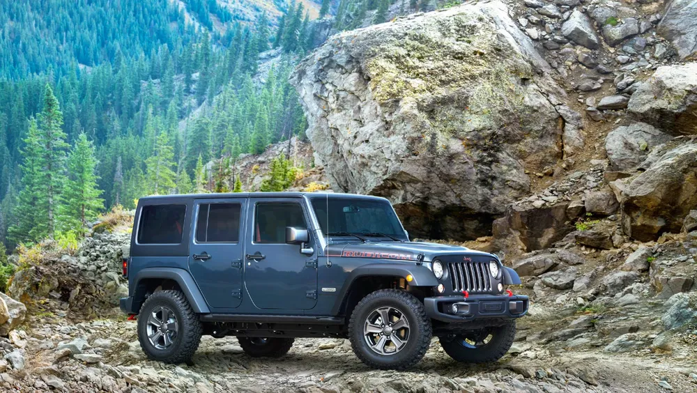 Xe địa hình Wrangler mạnh mẽ và mang tính biểu tượng nhất của Jeep. Ảnh: Jeep. Những chiếc xe địa hình tốt nhất mọi thời đại của Jeep.png