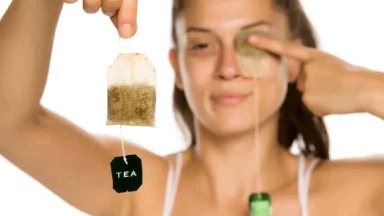 Tái chế túi trà: Cách đơn giản chăm sóc đôi mắt.jpg