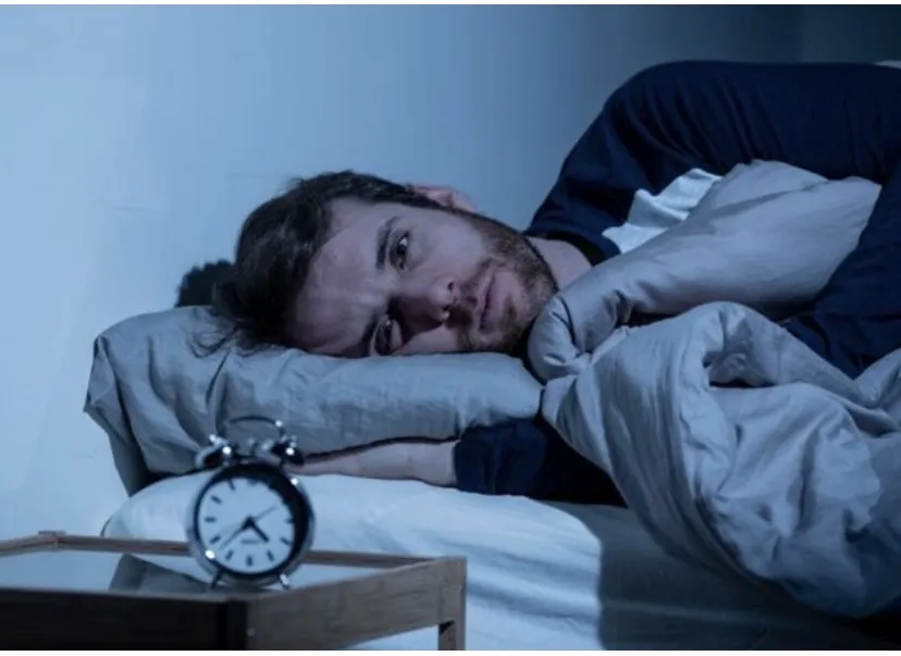 Tác động tiềm ẩn của chứng mất ngủ đối với bệnh tim mạnh.jpg