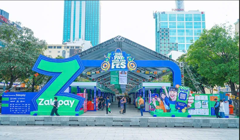 Sự kiện trải nghiệm thanh toán số Zalopay Year End Fes 2024 diễn ra từ ngày 28/11-1/12. Ảnh: Zalopay. Zalopay Year End Fes 2024: Siêu nhạc hội mua sắm và trải nghiệm thanh toán số.jpg