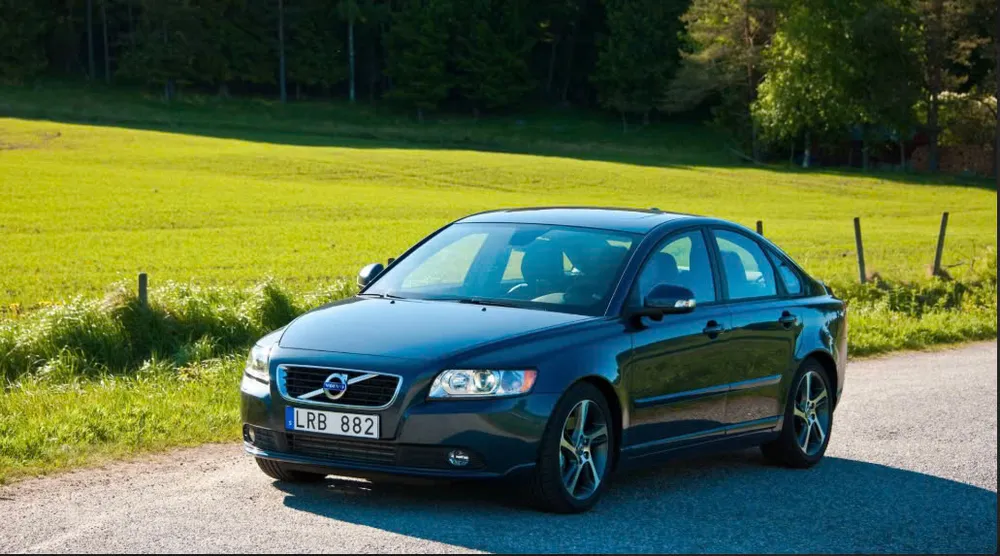 Top xe cổ máy dầu đáng mua: Tiết kiệm nhiên liệu, mạnh mẽ và bền bỉ.jpg