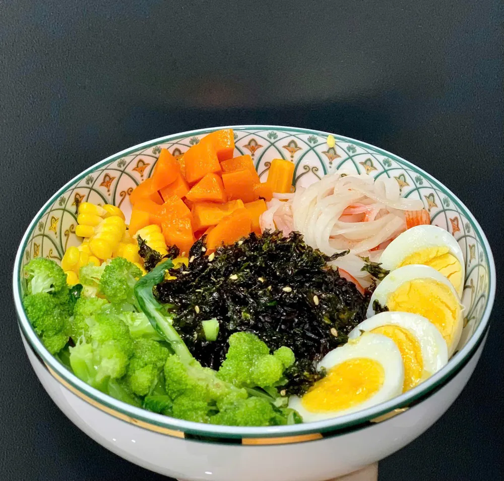 Chế độ ăn giàu thực vật với ngũ cốc nguyên hạt, rau, củ, quả, hạt và đậu ngày càng được chứng minh mang lại nhiều lợi ích sức khỏe, đặc biệt góp phần giúp kéo dài tuổi thọ. Ảnh: PHƯƠNG LÊ. Tăng cường protein thực vật giúp người trưởng thành giúp kéo dài tuổi thọ.jpg
