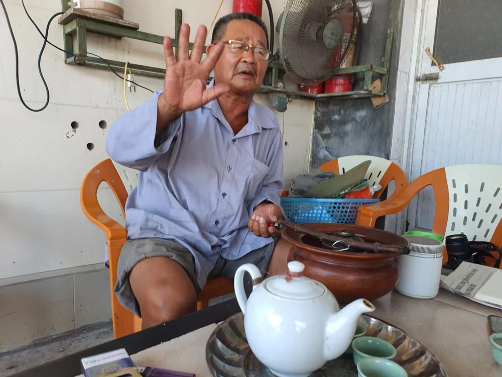 Ông Nguyễn Đình Chắp: "Phải lựa chọn những loại cá ngon nhất...". Ảnh: LÊ ĐỒNG Ông Nguyễn Đình Chắp: "Phải lựa chọn những loại cá ngon nhất...". Ảnh: LÊ ĐỒNG