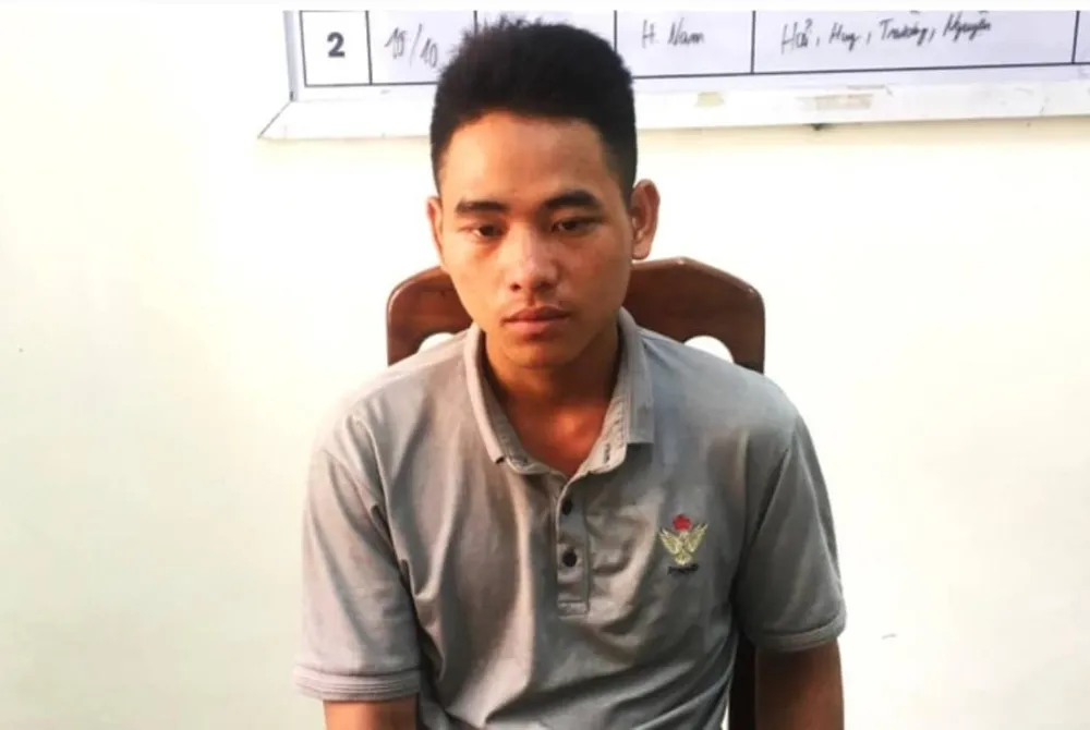 Nghi phạm Hoàng Văn Hải bị Công an tỉnh Cao Bằng bắt giữ. Ảnh CA