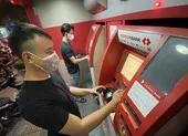Đổi sang thẻ ATM gắn chip để chống mất cắp dữ liệu
