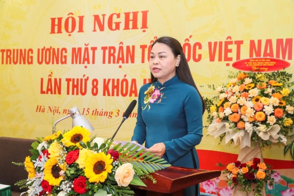 Bà Nguyễn Thị Thu Hà phát biểu sau khi được hiệp thương, cử làm Phó Chủ tịch - Tổng thư ký Ủy ban Trung ương Mặt trận Tổ quốc Việt Nam. Ảnh: MTTQ