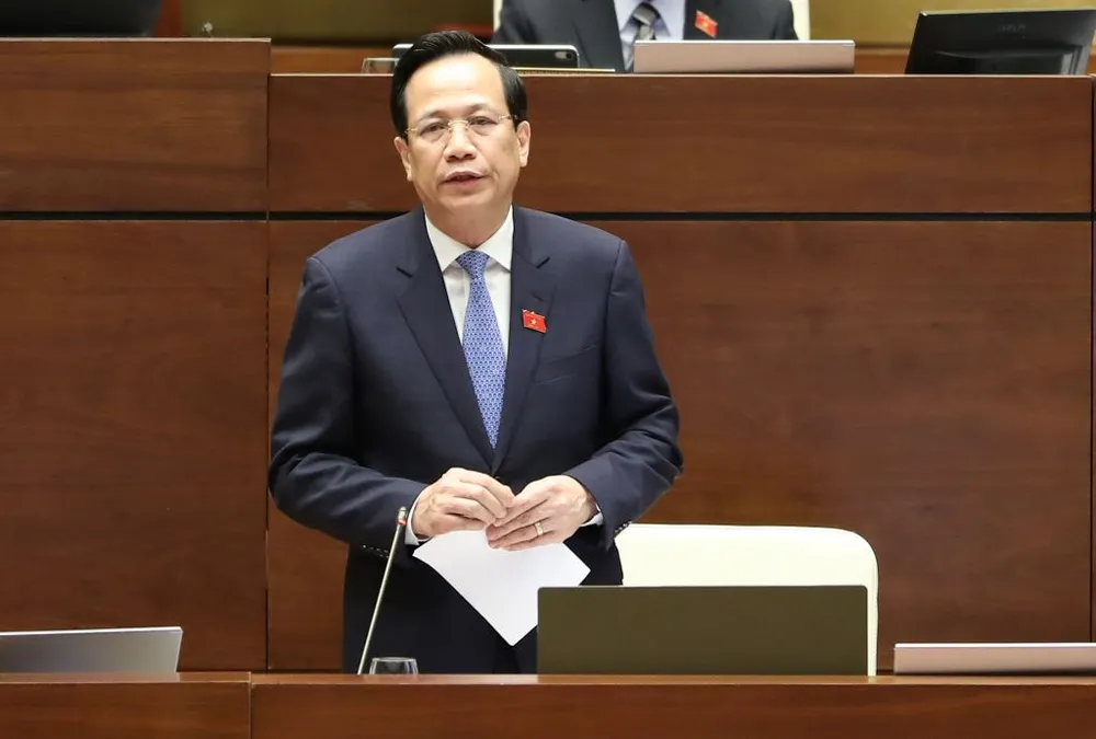 Bộ trưởng Đào Ngọc Dung: &quot;Công quyền làm sai thì phải xin lỗi và xử lý theo quy định&quot;. Ảnh: QH