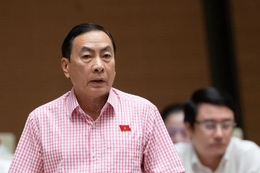 ĐB Phạm Văn Hòa mong được thông cảm nếu có gì chưa hài lòng. Ảnh: QH