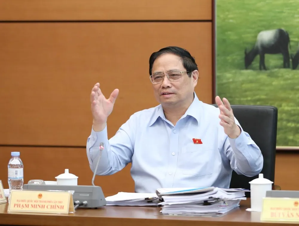 Thủ tướng Phạm Minh Chính nói đã đi vay là phải làm các dự án lớn, có tác động xoay chuyển tình thế, hiệu quả lâu dài cho cả vùng. Ảnh: QUANG PHÚC thu-tuong-pham-minh-chinh.jpg