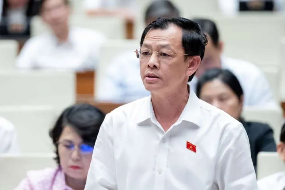 ĐBQH nguyễn tri thức