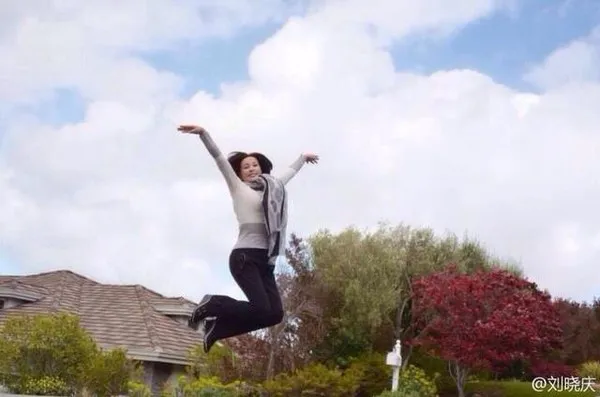 U60 Lưu Hiểu Khánh 'học đòi' chụp ảnh kiểu teen 2