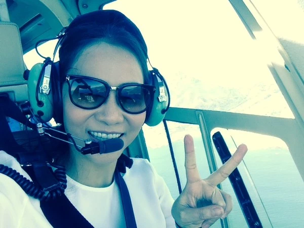 Thu Minh đi trực thăng để ngắm cảnh đẹp Nam Phi ảnh 4