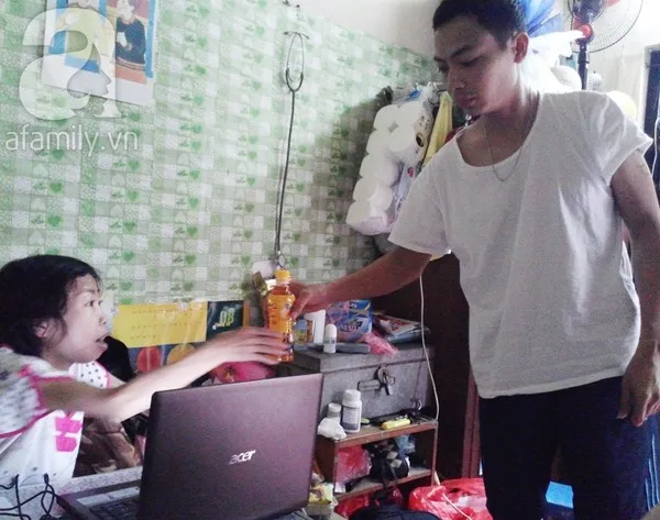 Cảm động rơi nước mắt với chuyện tình của cô gái suy thận và chàng trai kém 3 tuổi 5