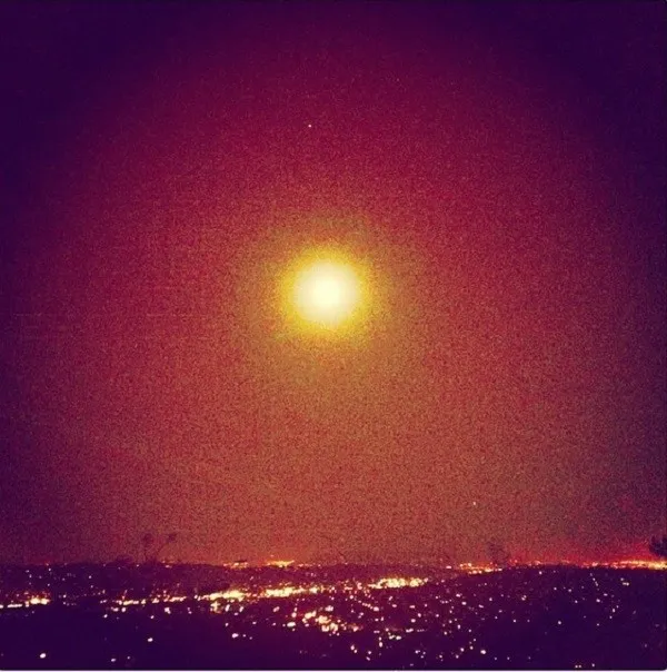 "Trăng máu" xuất hiện trên bầu trời ảnh 4