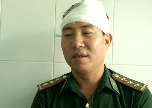 Đại úy Lê Thế Hưng, trạm trưởng trạm Kiểm soát biên phòng Bắc Phong Sinh, người đối mặt với nhóm người Trung Quốc manh động, xả súng ở cửa khẩu