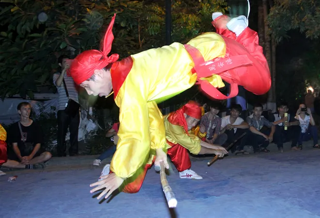 Cẩm vệ quân triều Nguyễn trình diễn sức mạnh ảnh 5