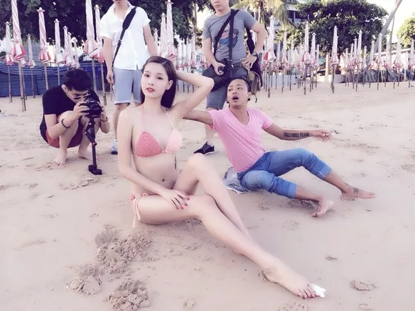 Ngọc Trinh khoe làn da siêu trắng trên bãi biển Pattaya 12