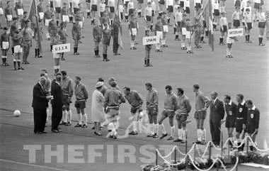 Những hình ảnh ấn tượng tại các lễ khai mạc World Cup ảnh 7