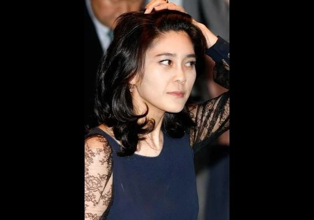 Chân dung 2 nữ tỷ phú xinh đẹp thừa kế tập đoàn Samsung 4